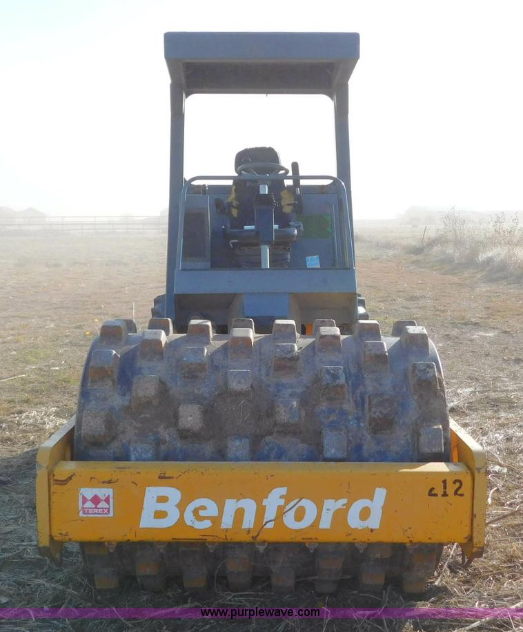 image for item AW9431 Benford SP2008PPDR single drum vibratory roller