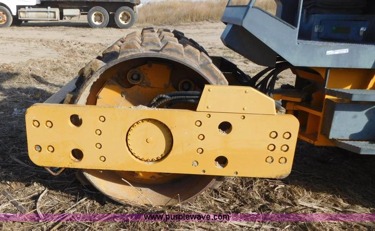 image for item AW9431 Benford SP2008PPDR single drum vibratory roller