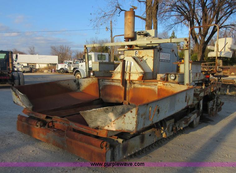 image for item BB9043 Cedarapids 37161 paver