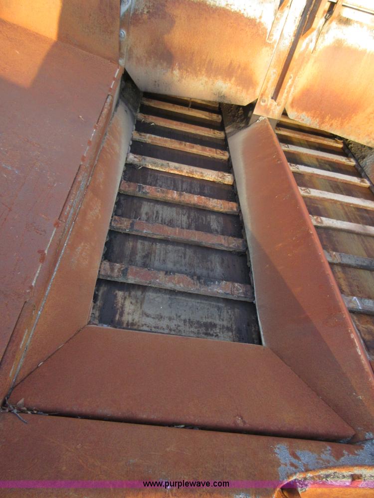 image for item BB9043 Cedarapids 37161 paver