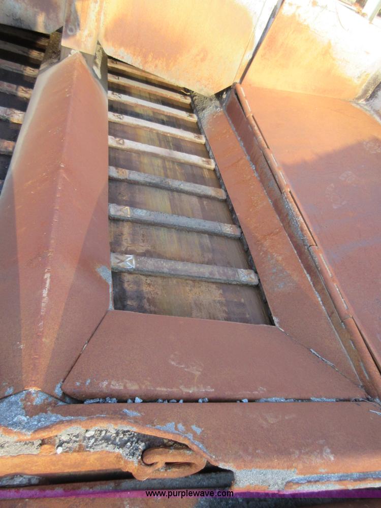 image for item BB9043 Cedarapids 37161 paver