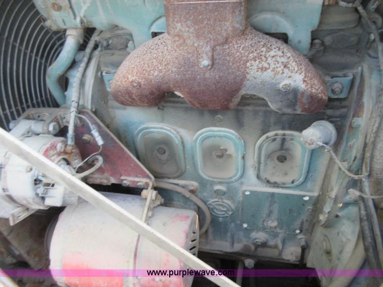 image for item BB9043 Cedarapids 37161 paver