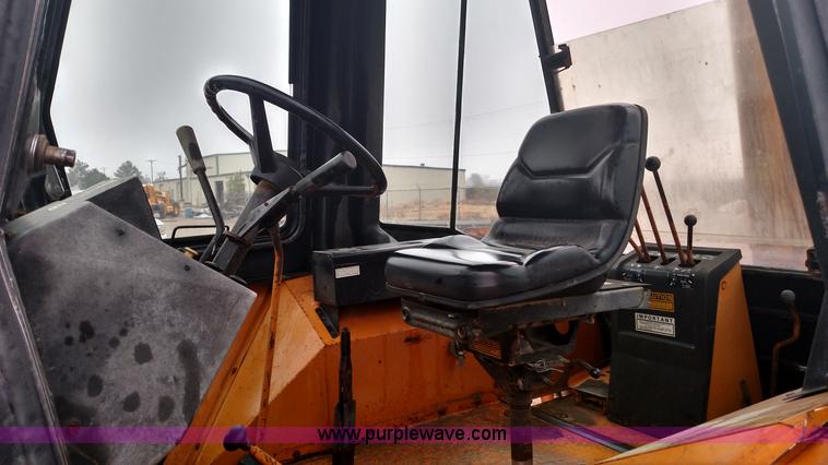image for item BR9424 1982 Case 580D backhoe