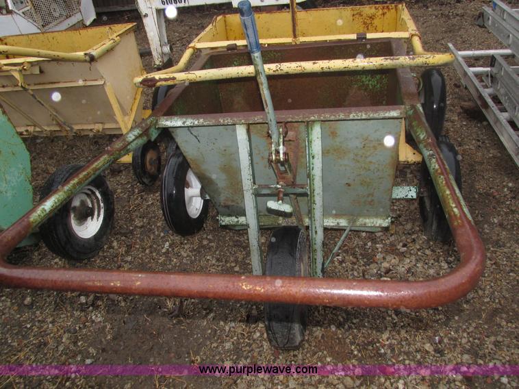 image for item H1020 (4) assorted rock carts