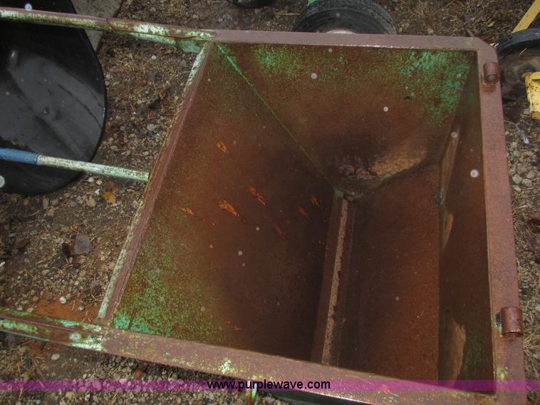 image for item H1020 (4) assorted rock carts