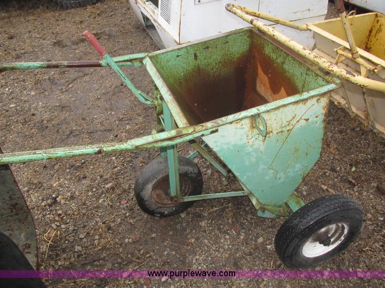image for item H1020 (4) assorted rock carts