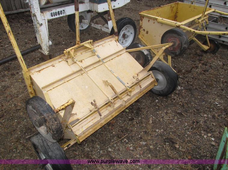 image for item H1020 (4) assorted rock carts