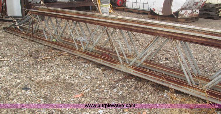 image for item H1022 (4) steel bar joists