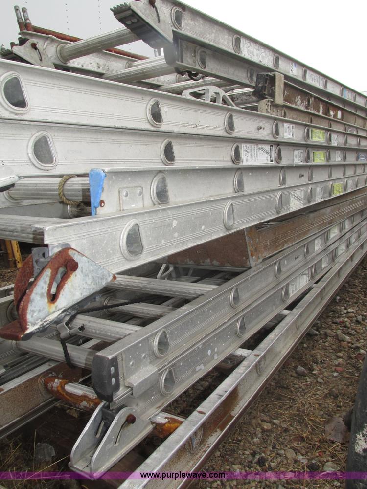 image for item H1024 (8) assorted aluminum ladders