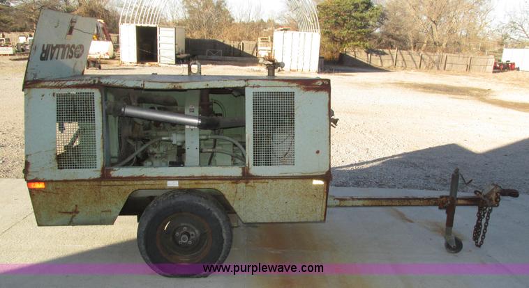 image for item H1028 Sullair 185DPQJD air compressor