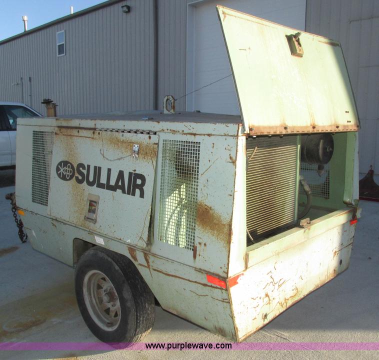 image for item H1028 Sullair 185DPQJD air compressor