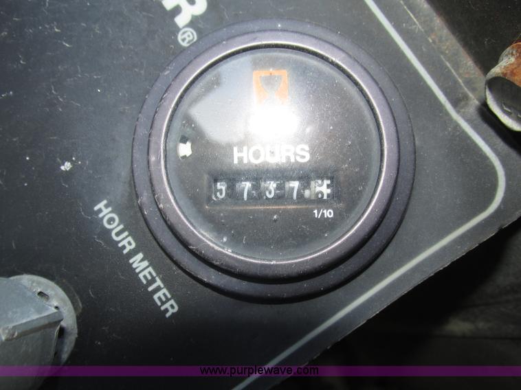 image for item H1028 Sullair 185DPQJD air compressor