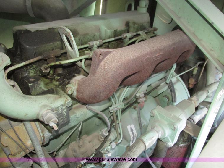 image for item H1028 Sullair 185DPQJD air compressor