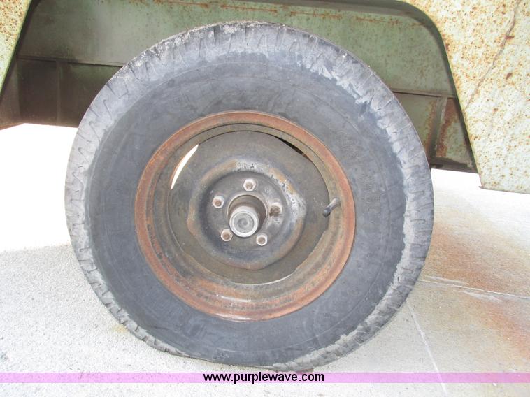 image for item H1028 Sullair 185DPQJD air compressor