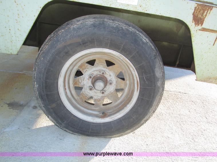 image for item H1028 Sullair 185DPQJD air compressor