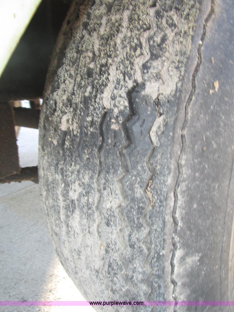 image for item H1028 Sullair 185DPQJD air compressor