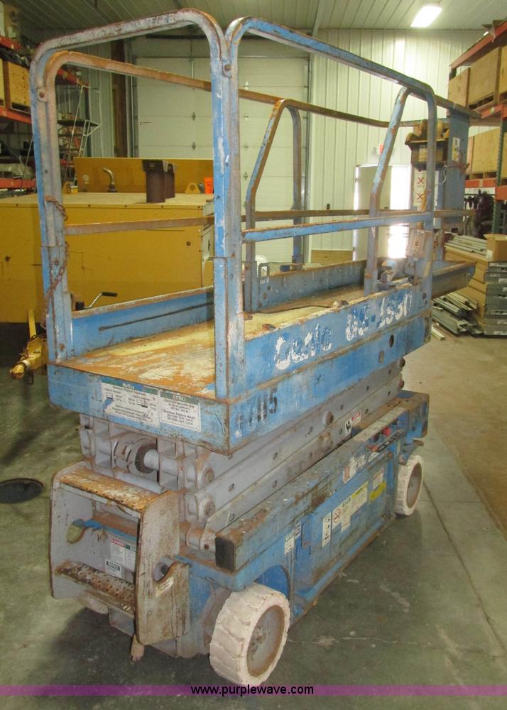 image for item H1029 Genie GS-1930 scissor lift