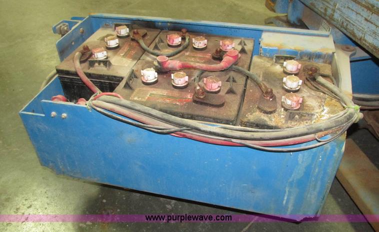 image for item H1029 Genie GS-1930 scissor lift