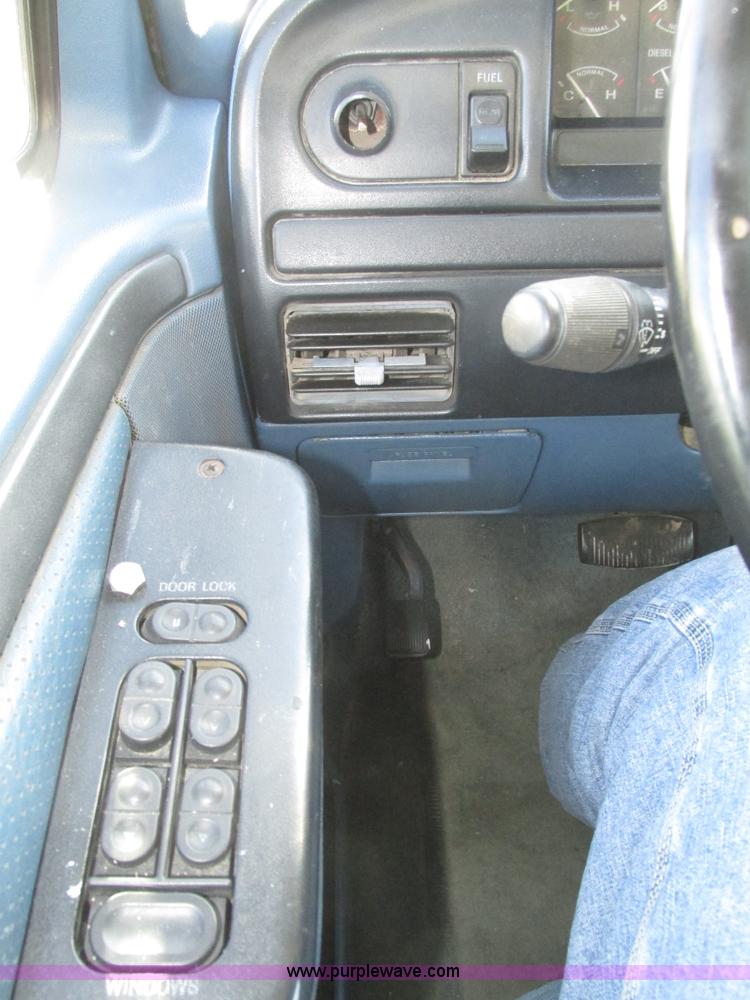 image for item H1032 1996 Ford F350 XLT Crew Cab flat dump bed truck