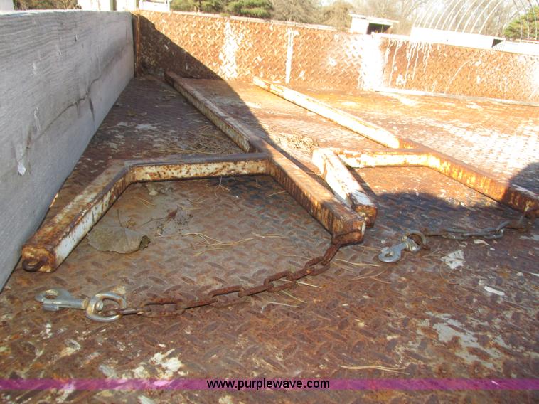 image for item H1032 1996 Ford F350 XLT Crew Cab flat dump bed truck