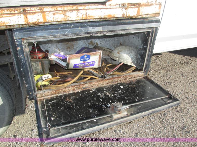 image for item H1032 1996 Ford F350 XLT Crew Cab flat dump bed truck