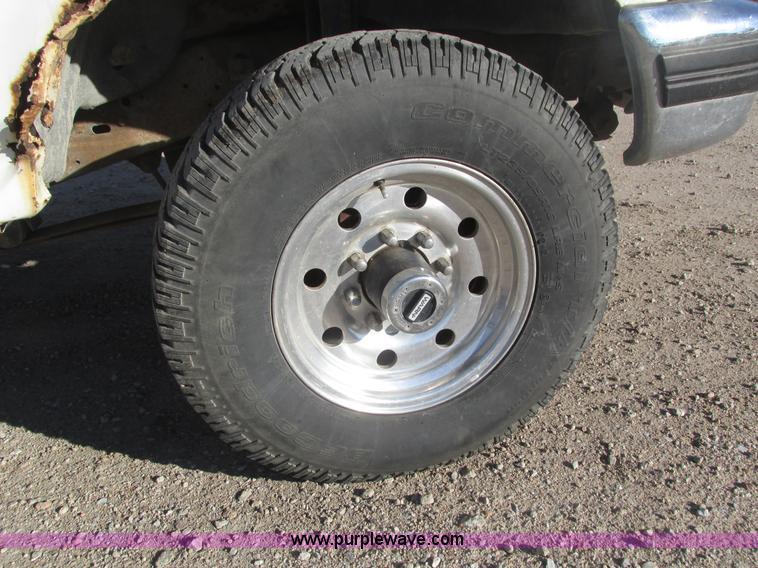 image for item H1032 1996 Ford F350 XLT Crew Cab flat dump bed truck