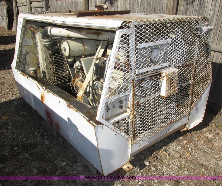 image for item H1034 Ingersoll Rand air compressor