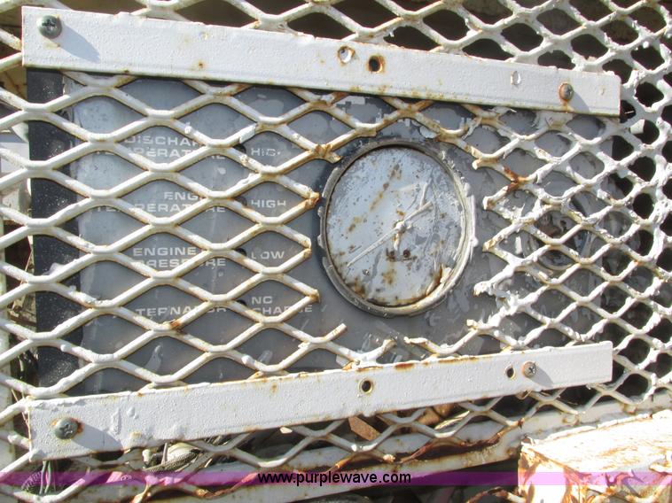 image for item H1034 Ingersoll Rand air compressor