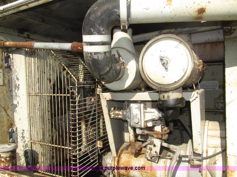 image for item H1034 Ingersoll Rand air compressor