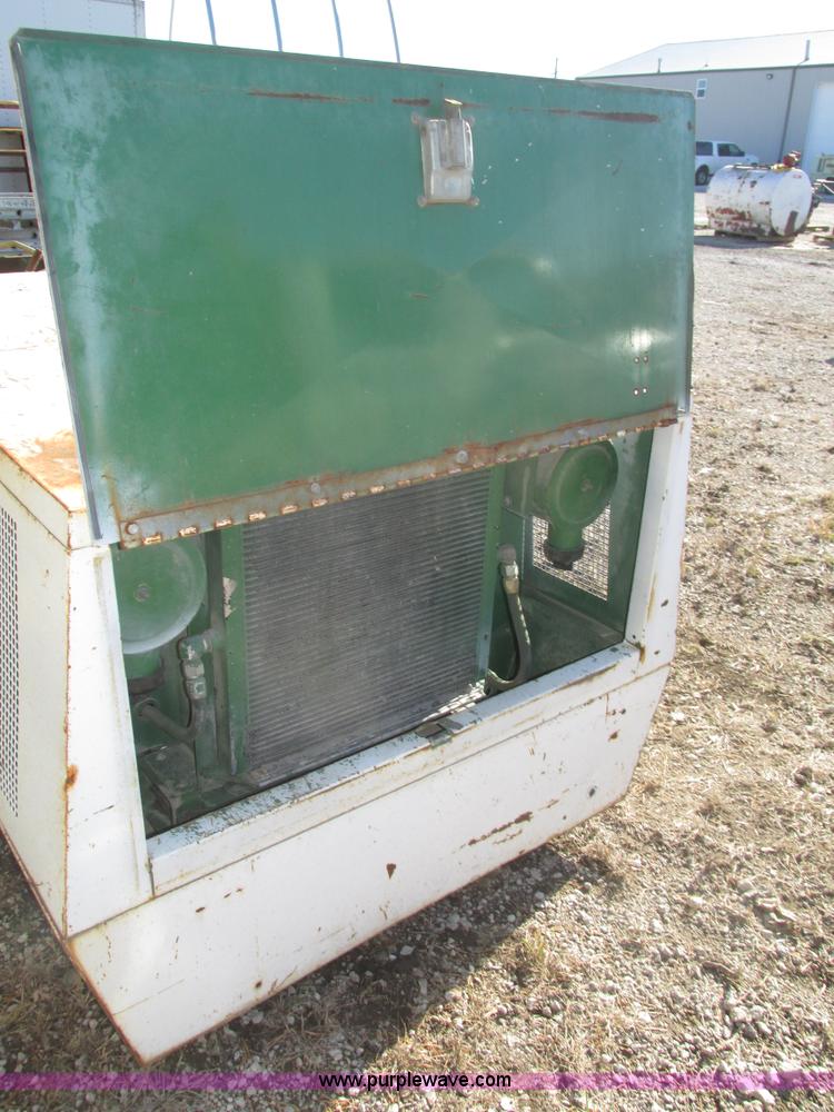 image for item H1035 Sullair 185DPQ-JDD air compressor