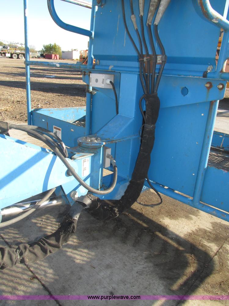 image for item H1037 2002 Genie Z60/34 boom lift