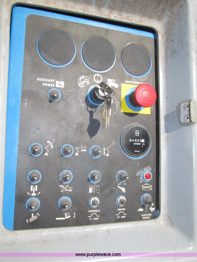 image for item H1037 2002 Genie Z60/34 boom lift