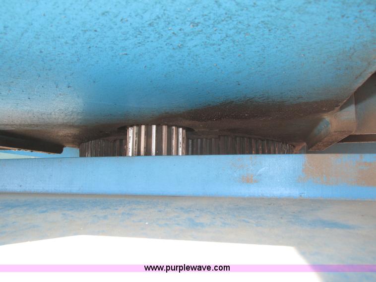 image for item H1037 2002 Genie Z60/34 boom lift