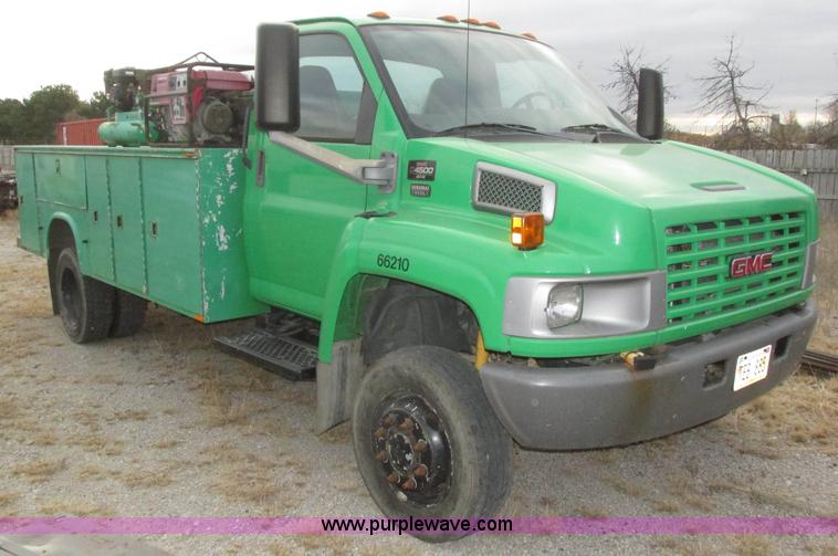 image for item H1049 2005 GMC C4500 Topkick service truck