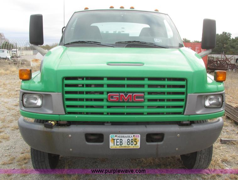 image for item H1049 2005 GMC C4500 Topkick service truck