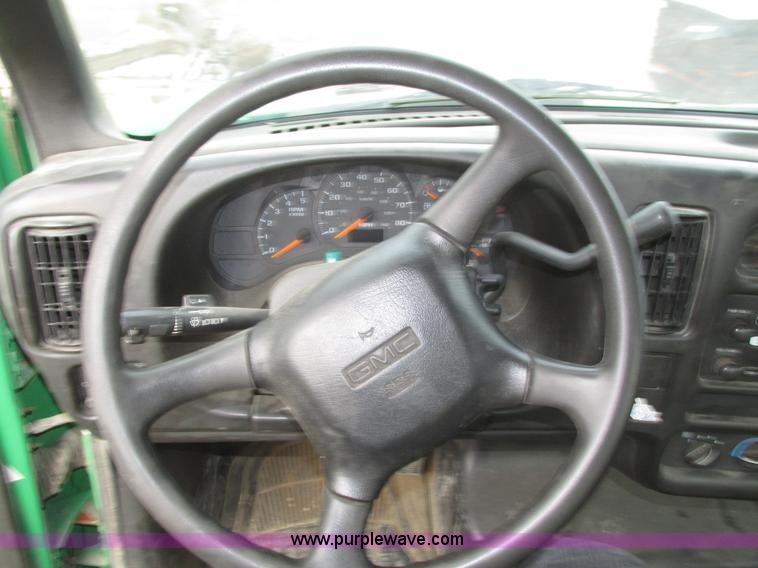 image for item H1049 2005 GMC C4500 Topkick service truck