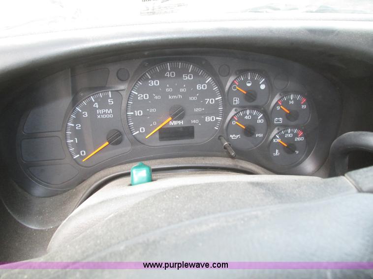 image for item H1049 2005 GMC C4500 Topkick service truck