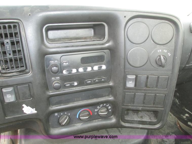 image for item H1049 2005 GMC C4500 Topkick service truck