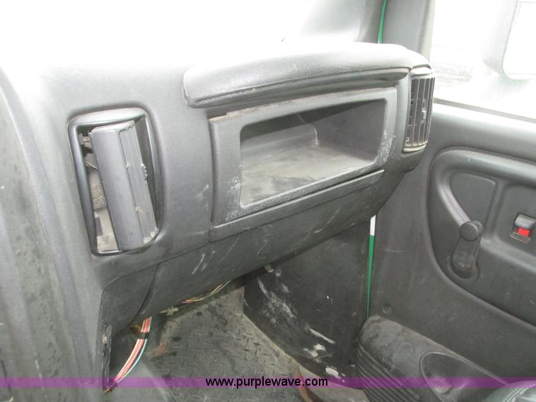 image for item H1049 2005 GMC C4500 Topkick service truck