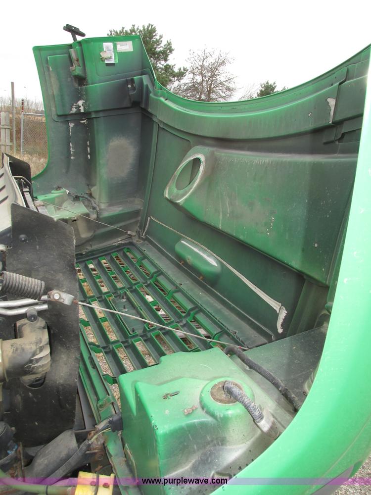 image for item H1049 2005 GMC C4500 Topkick service truck