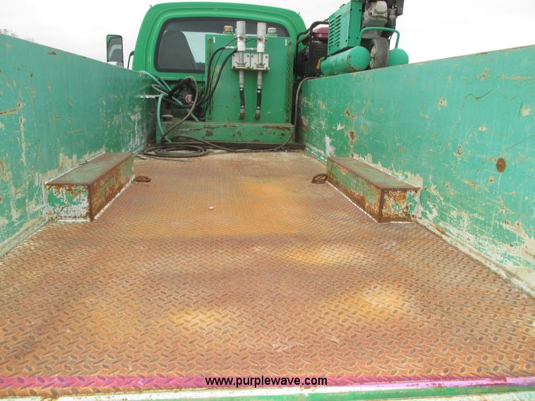 image for item H1049 2005 GMC C4500 Topkick service truck