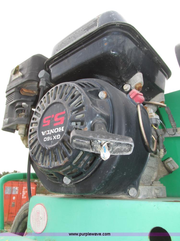 image for item H1049 2005 GMC C4500 Topkick service truck