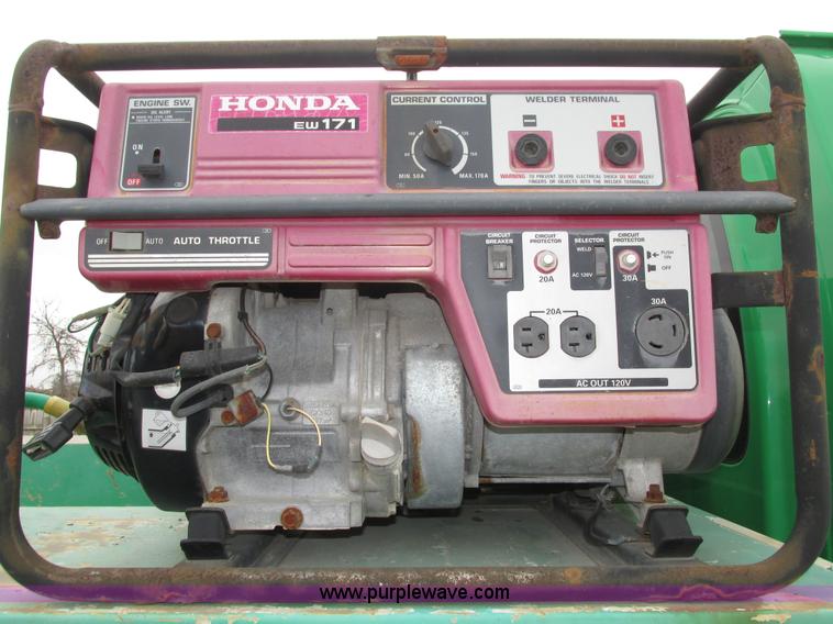 image for item H1049 2005 GMC C4500 Topkick service truck