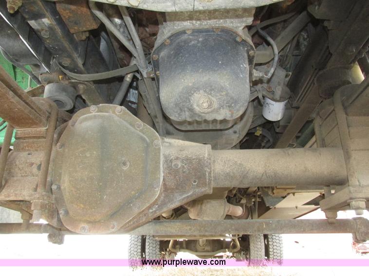 image for item H1049 2005 GMC C4500 Topkick service truck