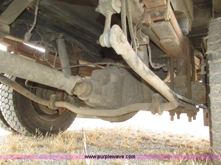 image for item H1049 2005 GMC C4500 Topkick service truck