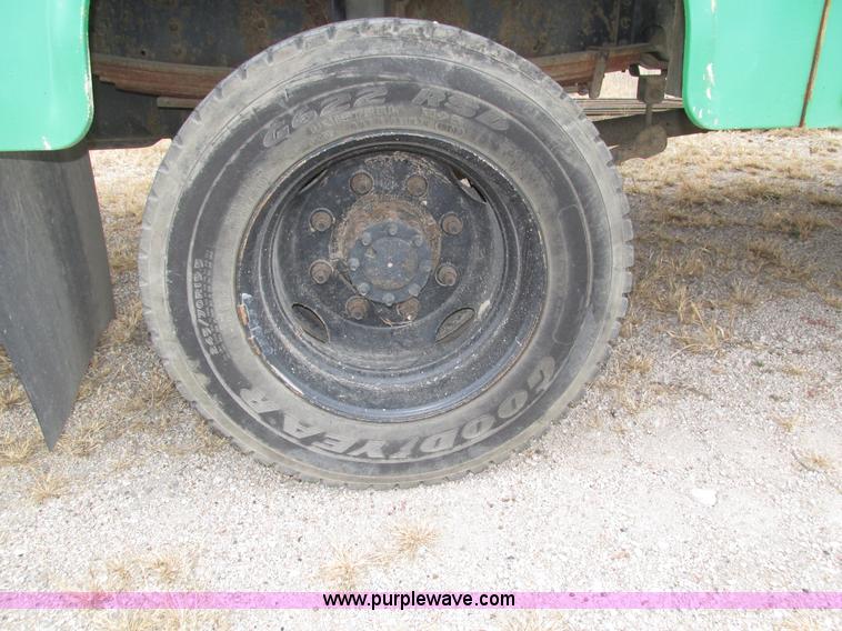 image for item H1049 2005 GMC C4500 Topkick service truck