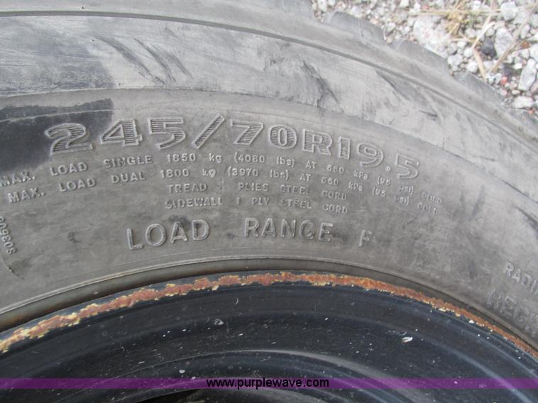 image for item H1049 2005 GMC C4500 Topkick service truck