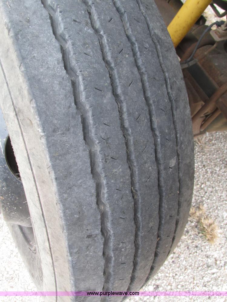 image for item H1049 2005 GMC C4500 Topkick service truck