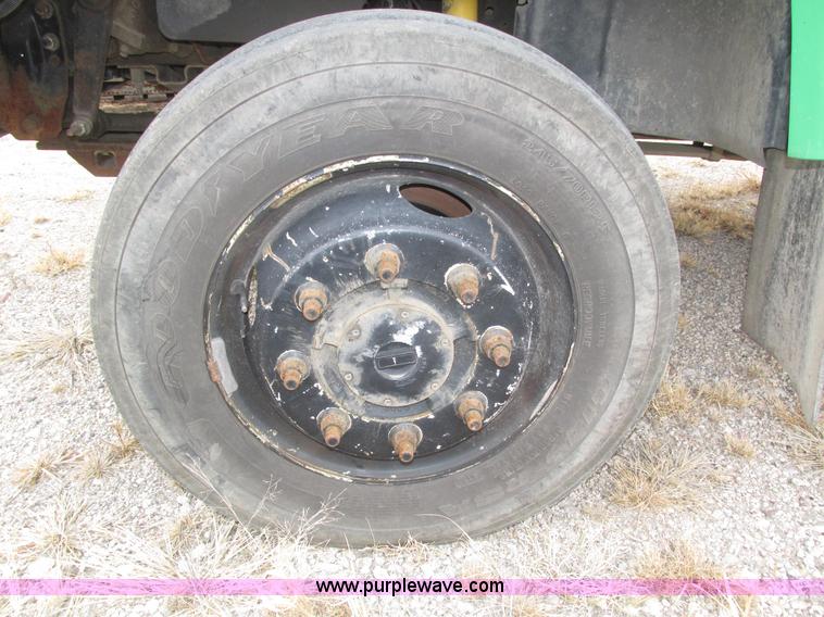 image for item H1049 2005 GMC C4500 Topkick service truck