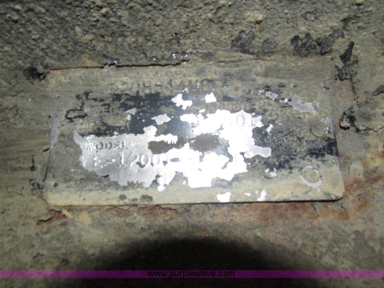 image for item H1053 2001 Mack Vision CX613 dump truck